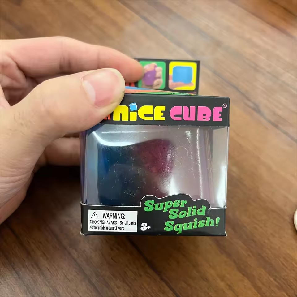 Schylling NeeDoh Rainbow Cube  - Fidget Cube Original recensione e prezzo